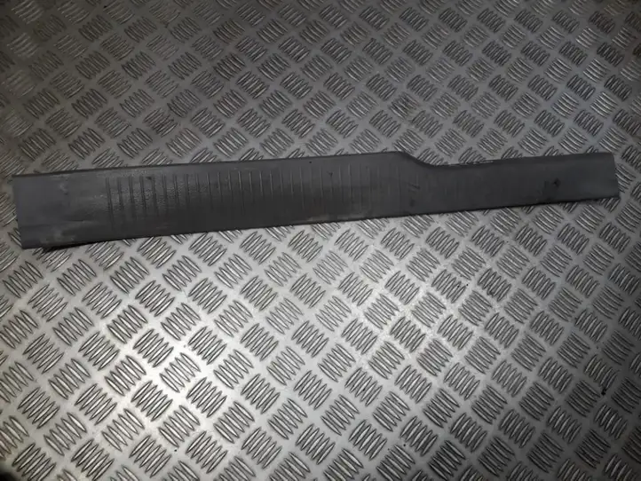 Toyota Avensis Verso (2004 - 2009) 6791744030 Внутренняя отделка заднего порога — фото 1