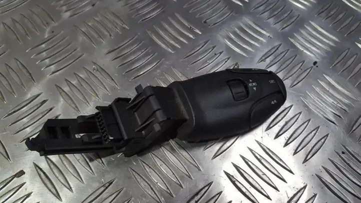 Peugeot 307 CC (2001 - 2005) 96413388xt Мултифункционный включатель управления / ручка — фото 1