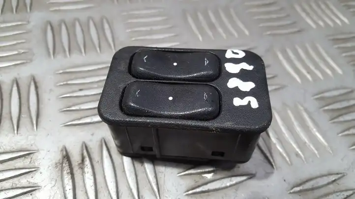 Opel Astra G (1998 - 2004) 90561088 Блок кнопок стеклоподъемников — фото 1