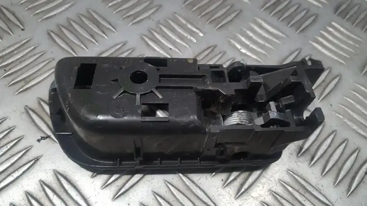 Toyota Corolla Verso AR10 (2004 - 2009) 692060F010 Внутренняя ручка двери — фото 2