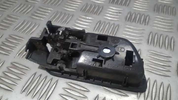 Toyota Corolla Verso AR10 (2004 - 2009) 692060F010 Внутренняя ручка задней двери — фото 2