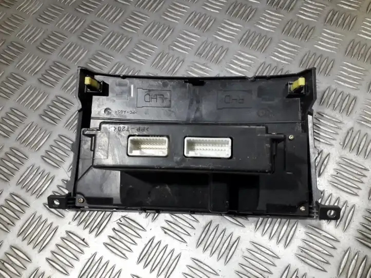 Toyota Corolla Verso AR10 (2004 - 2009) 559000f030 Блок управления климат-контролем — фото 2
