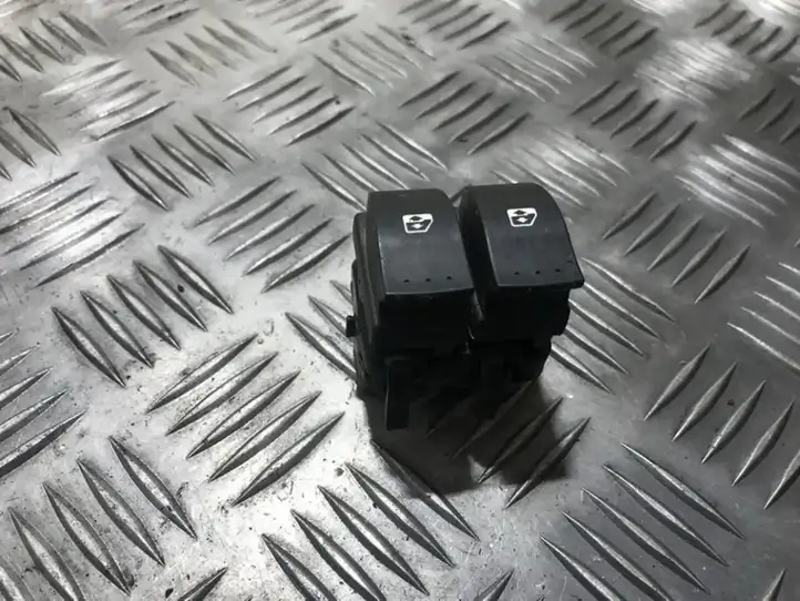 Renault Laguna II (2001 - 2005) 2650305 Блок кнопок стеклоподъемников — фото 1
