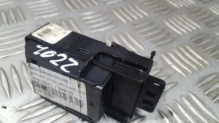 Honda Civic (2006 - 2011) F000199DA Кнопка стеклоподъемников — фото 2
