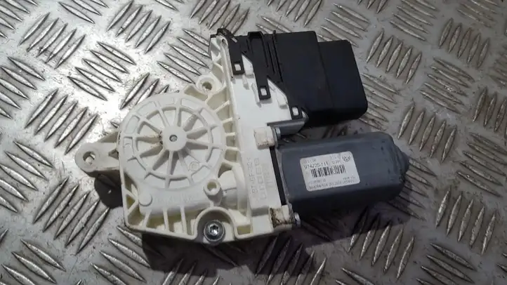Volkswagen PASSAT B6 (2005 - 2010) 3c9959703 Стеклоподъемник задней двери — фото 1