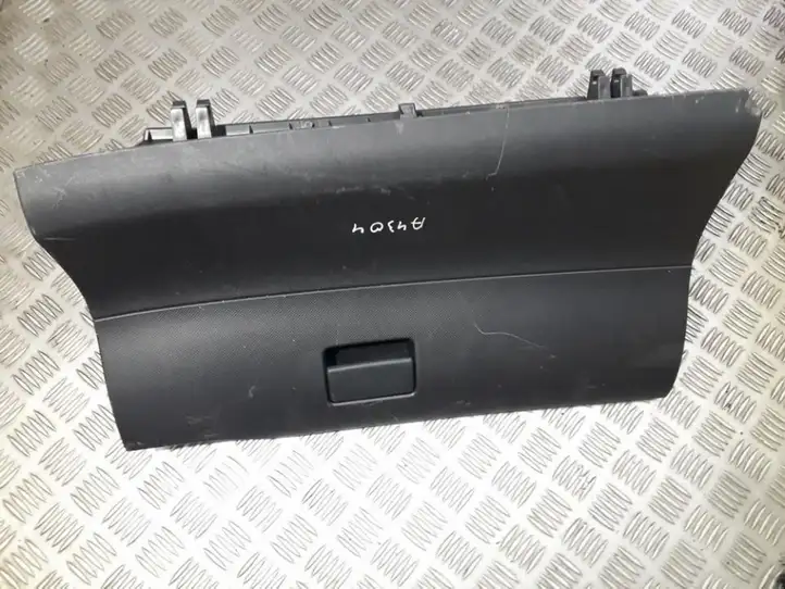 Toyota Auris 150 (2006 - 2012) 5555202120 Вещевой ящик — фото 1