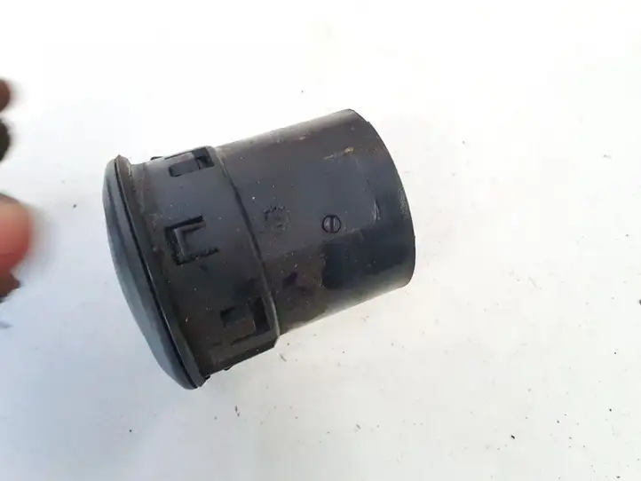 Iveco Daily Daily 40.8 (2001 - 2009) a504224706 Центральный воздушный дефлектор — фото 2