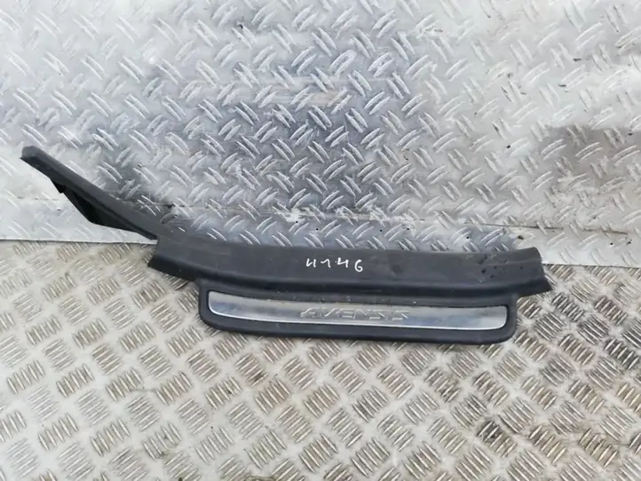 Toyota Avensis T250 (2006 - 2009) 6791705050 Внутренняя отделка заднего порога — фото 1