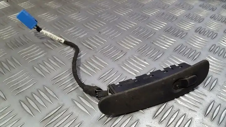 Opel Vectra B (1999 - 2002) 4953311 Блок кнопок стеклоподъемников — фото 1