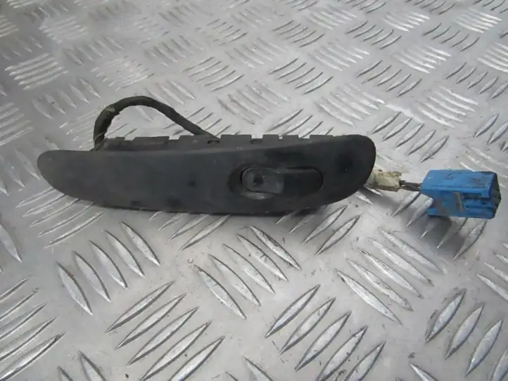 Opel Vectra B (1999 - 2002) 4953312 Блок кнопок стеклоподъемников — фото 1