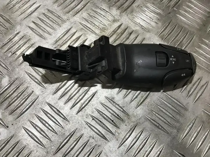 Peugeot 307 CC (2001 - 2005) 96413388xt Мултифункционный включатель управления / ручка — фото 1
