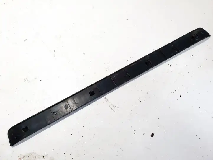 Toyota Avensis Verso (2004 - 2009) 6791644040 Внутренняя отделка заднего порога — фото 3