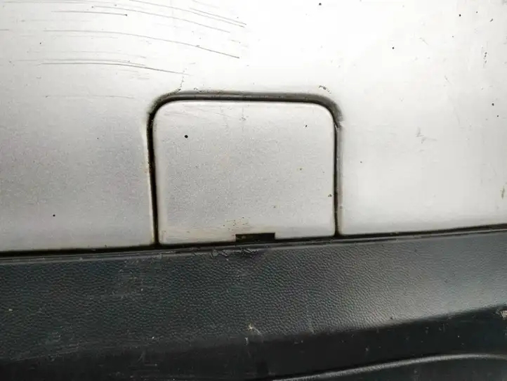 Volkswagen PASSAT B6 (2005 - 2010) Заглушка буксировочной петли бампера — фото 3