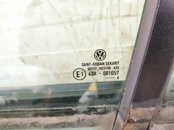 Volkswagen Golf V (2003 - 2009) Стекло задней двери — фото 3