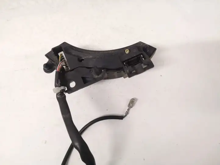 Toyota Avensis Verso (2004 - 2009) 75B037 Кнопки на рулевом колесе — фото 2