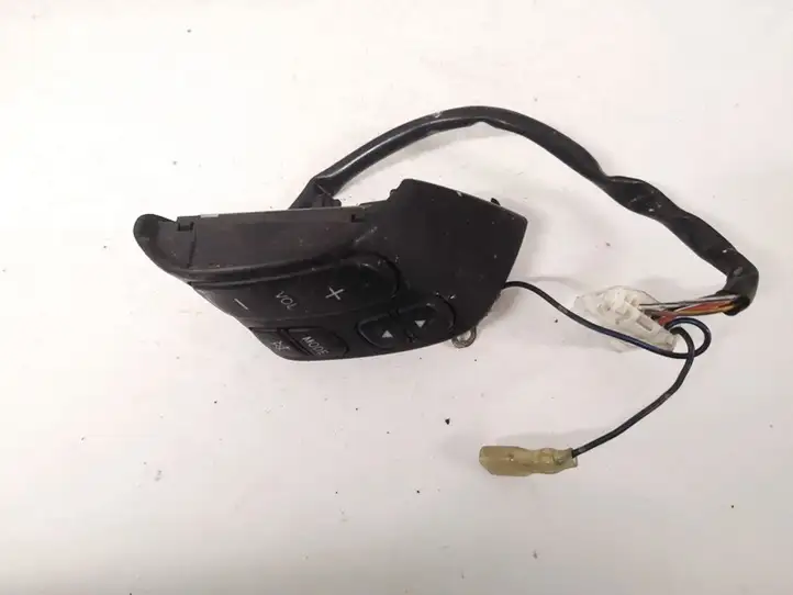 Mazda 3 I (2003 - 2006) 153769lh Кнопки на рулевом колесе — фото 1