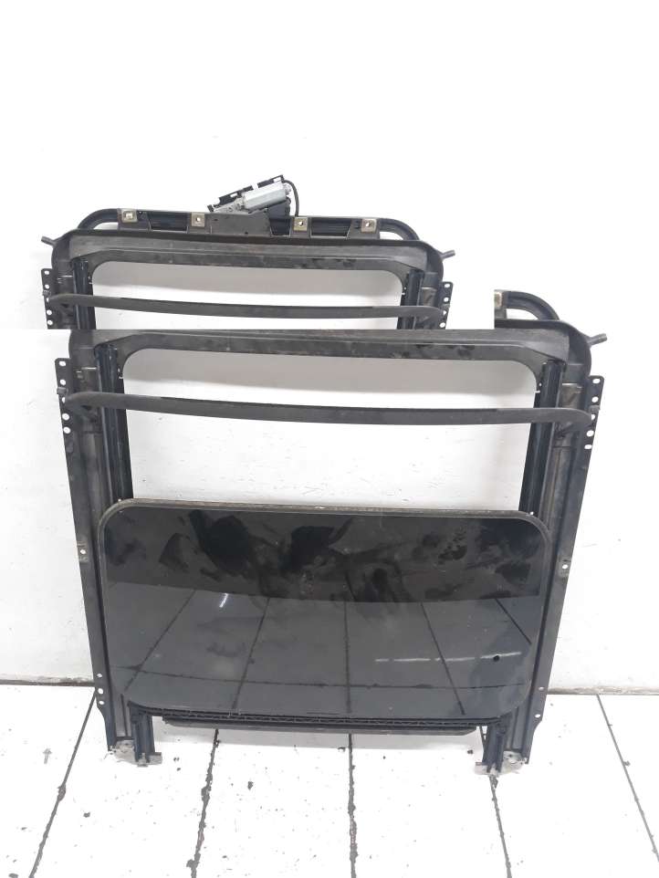 Volkswagen Touareg I (2002 - 2010)  847856915 Комплект раздвижной крыши