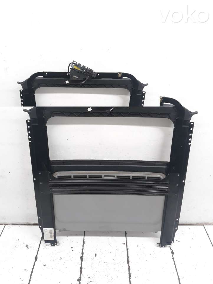 Volkswagen Touareg I (2002 - 2010)  847856915 Комплект раздвижной крыши