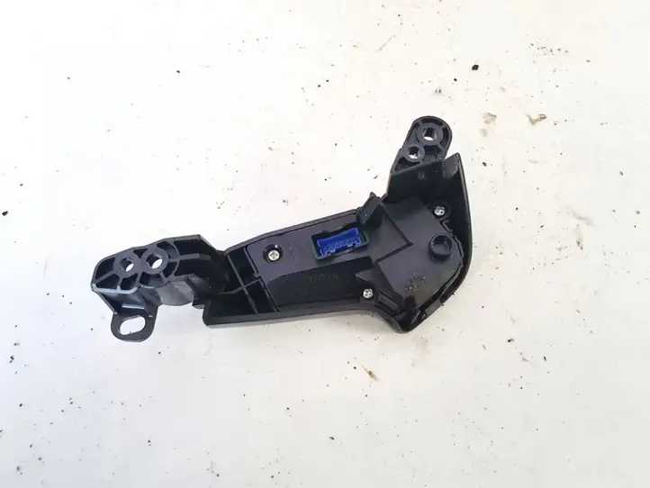 Toyota Avensis T250 (2006 - 2009) 75b596 Кнопки на рулевом колесе — фото 3