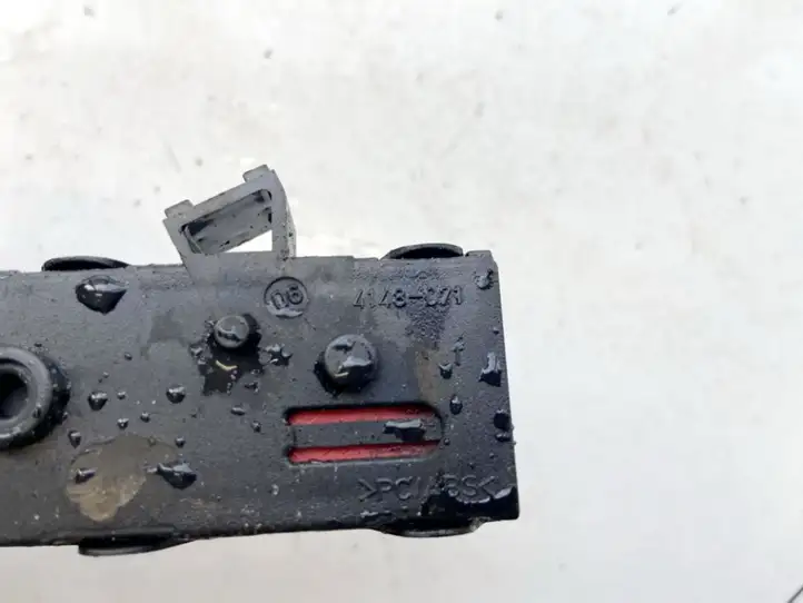 Mercedes-Benz C W203 (2000 - 2007) 4148071 Другие включатели / ручки/ переключатели — фото 3