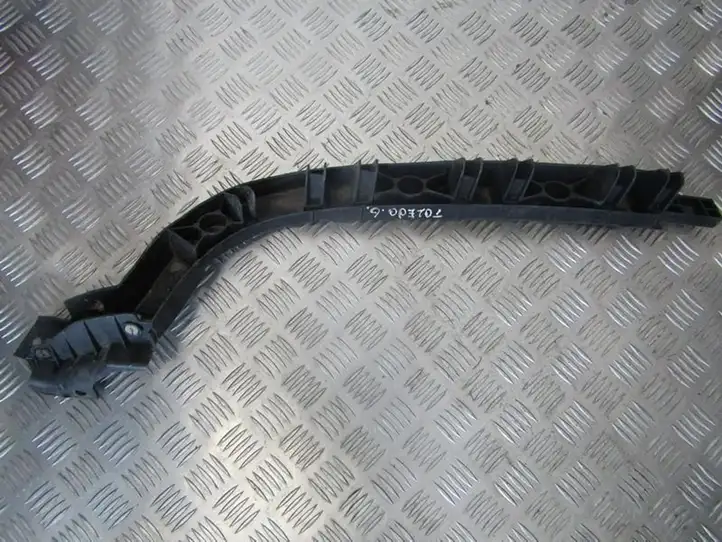 Seat Toledo III (5P) (2004 - 2009) 5P5807862 Кронштейн заднего бампера — фото 1
