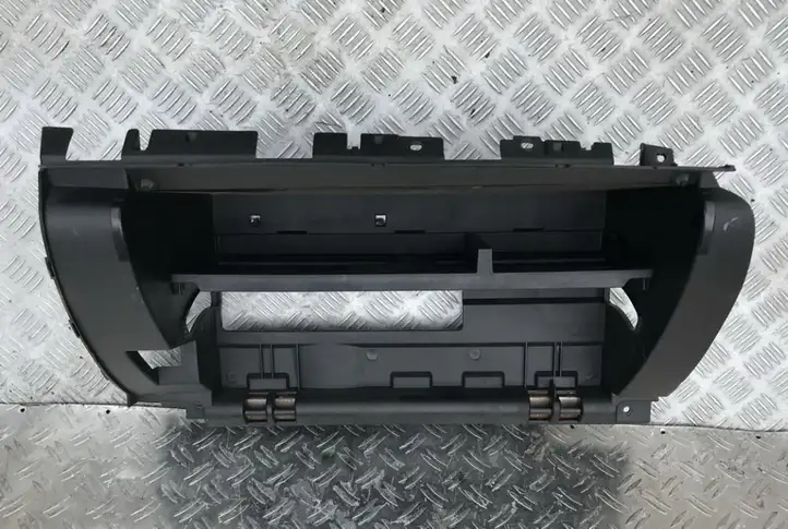Subaru Legacy (2009 - 2013) 66208aj000 Вещевой ящик — фото 1