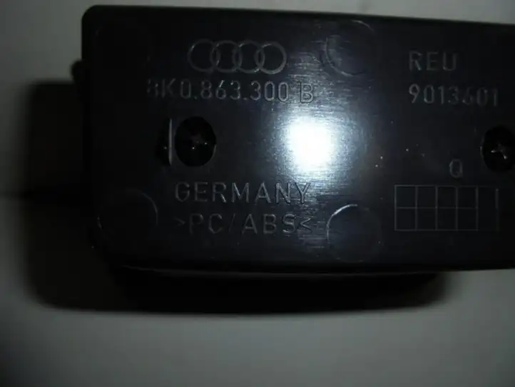 Audi A5 8T 8F (2007 - 2011) 8k0863300b Вещевой ящик — фото 3