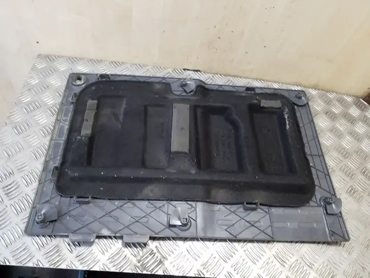 Fiat Ducato (2014 - ) 1308522070 Крышка ящика аккумулятора — фото 2