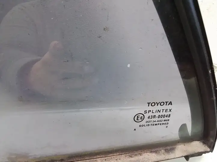 Toyota Avensis T250 (2003 - 2006) 43R00048 Форточка двери — фото 3
