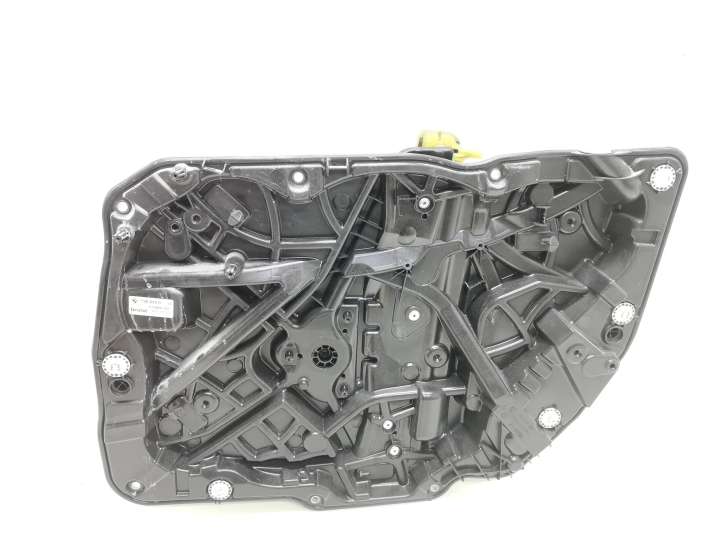 7360406 BMW 7 G11 G12 Galinio el. lango pakėlimo mechanizmas be varikliuko