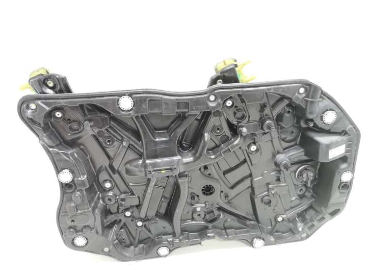 7360401 BMW 7 G11 G12 Priekinis el. lango pakėlimo mechanizmas be varikliuko