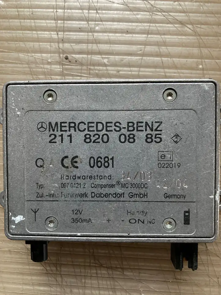 Mercedes-Benz E W211 (2002 - 2009) 2118200885 Антенна Bluetooth — фото 2