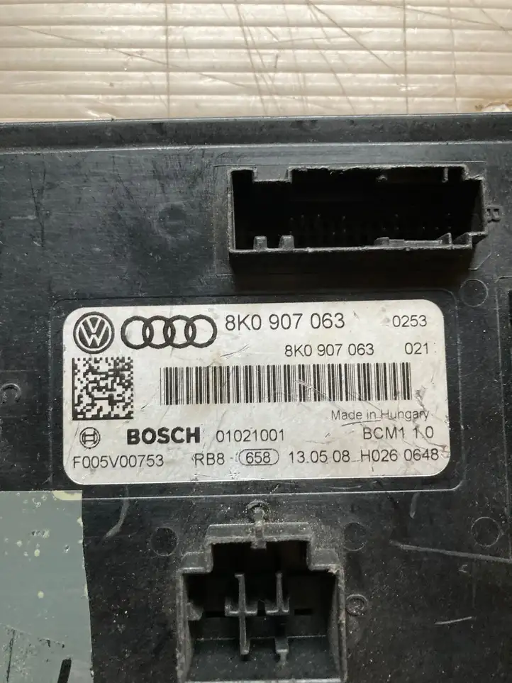 Audi A4 S4 B8 8K (2007 - 2011) 8K0907063 Комплект системы зажигания — фото 2
