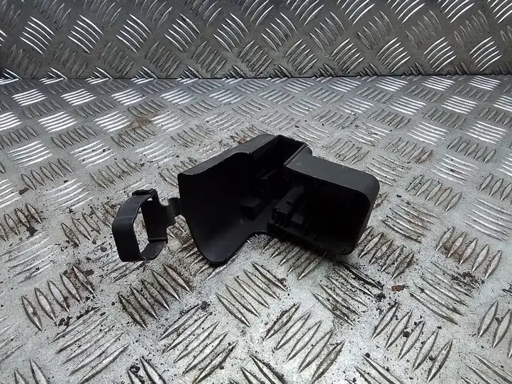 Toyota Avensis T250 (2006 - 2009) 7134340230 Крышка ящика аккумулятора — фото 4
