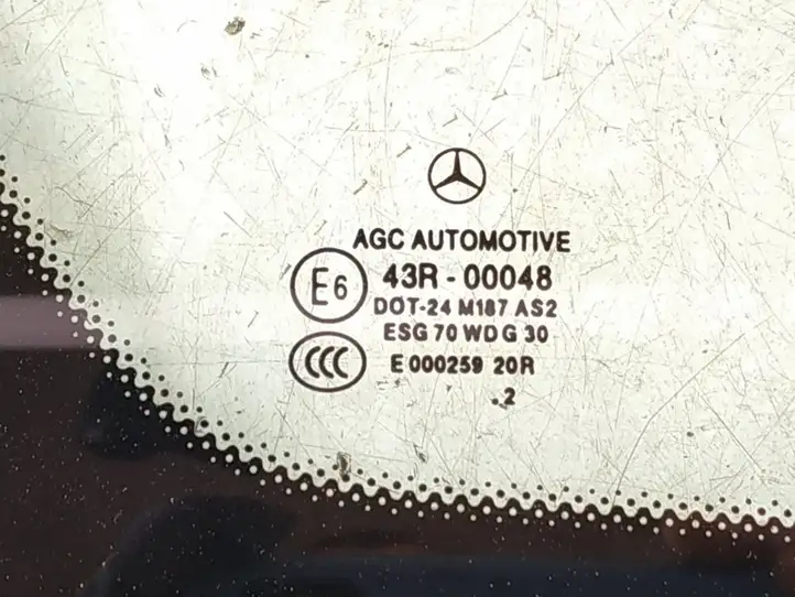 Mercedes-Benz CLS C218,X218 (2011 - 2017) 2186700000 Заднее боковое стекло — фото 2