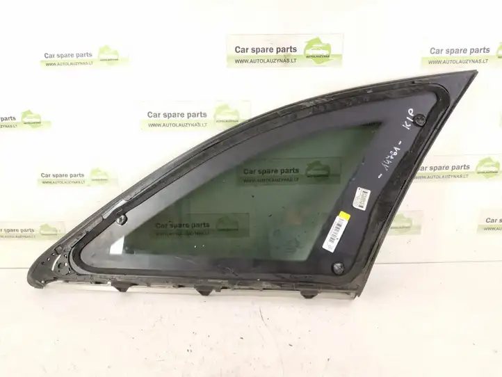 Mercedes-Benz C W205 (2014 - 2021) 2056706900 Заднее боковое стекло — фото 4
