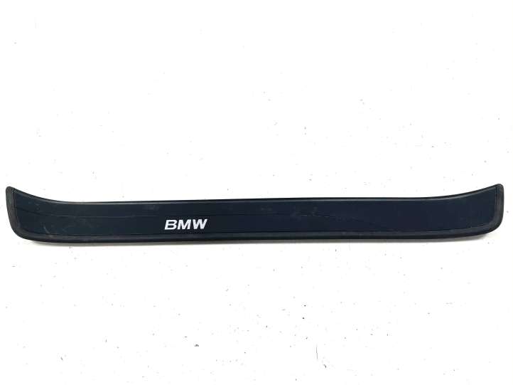 51477172295 BMW 3 E92 E93 Kita slenkscių/ statramsčių apdailos detalė