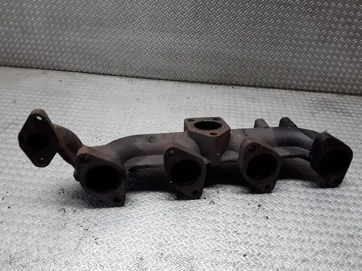 Kia Sorento (2002 - 2006)   Выпускной коллектор