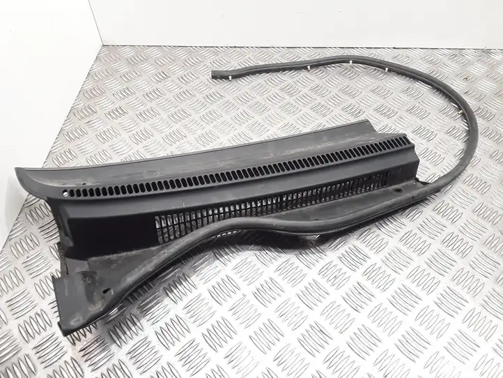 Toyota Corolla Verso E121 (2004 - 2007) 557810F010 Жабо стеклоочистителей — фото 1