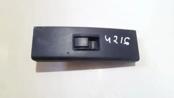 Toyota Corolla Verso AR10 (2004 - 2009) 742320F030 Блок кнопок стеклоподъемников — фото 1