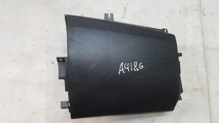 Nissan X-Trail T30 (2001 - 2007) 68275EQ300 Вещевой ящик — фото 1