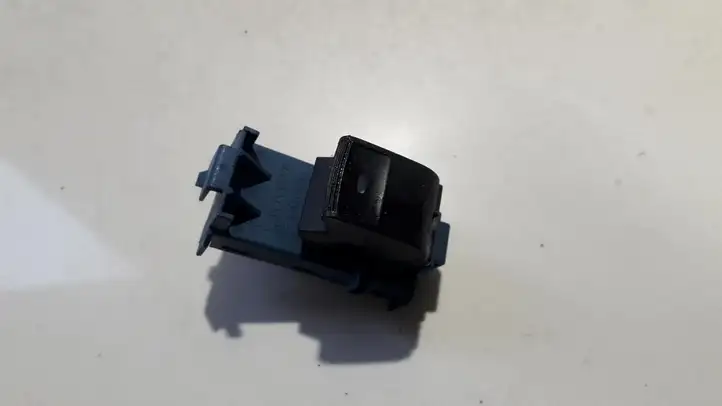 Toyota Corolla Verso AR10 (2004 - 2009) 8481005070 Блок кнопок стеклоподъемников — фото 1