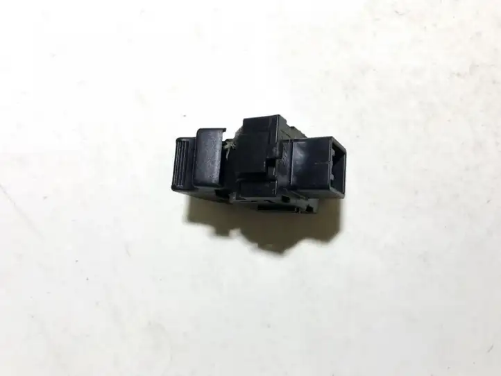 Toyota Corolla Verso AR10 (2004 - 2009) 848100f010 Блок кнопок стеклоподъемников — фото 2