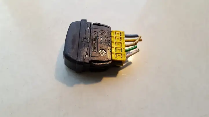 Citroen Xsara (1997 - 2006) 22681 Блок кнопок стеклоподъемников — фото 2
