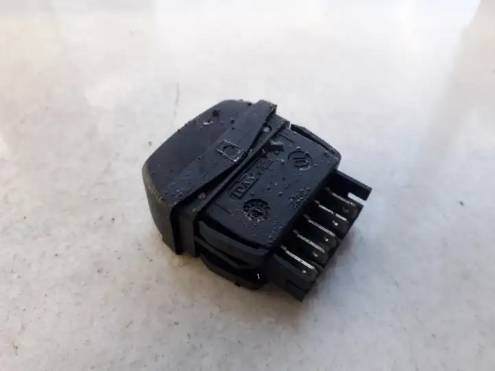Citroen Xsara Picasso (1999 - 2012) 22681 Блок кнопок стеклоподъемников — фото 2