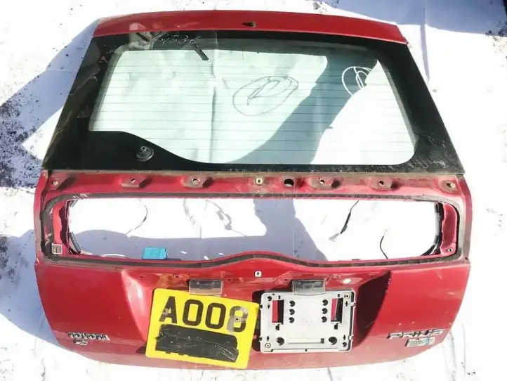 Toyota Prius (XW20) (2003 - 2009) Крышка багажника — фото 1
