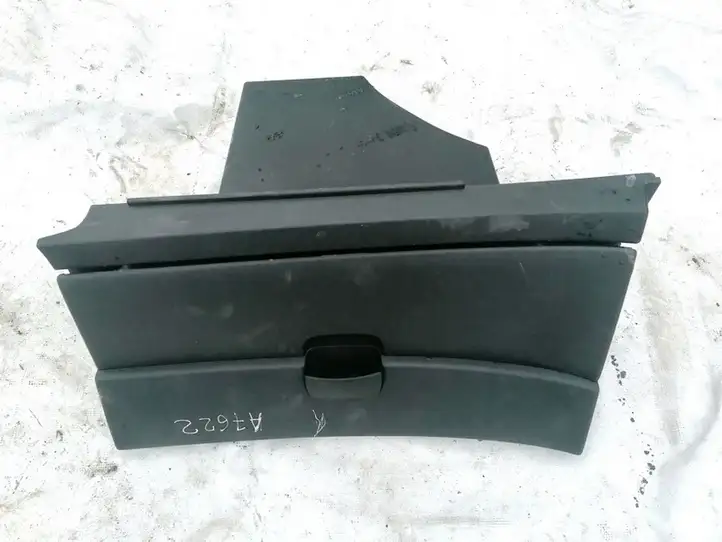 Nissan Qashqai (2006 - 2010) 68520JD000 Вещевой ящик — фото 1
