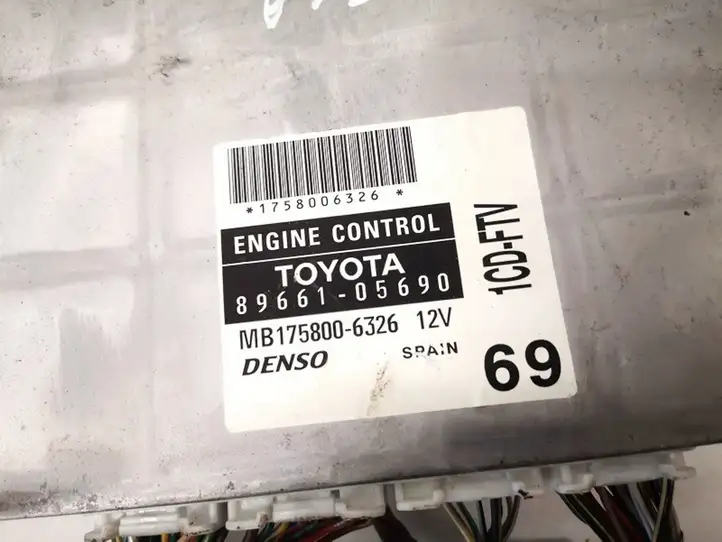 Toyota Avensis T250 (2003 - 2006) 8966105690 Блок управления двигателем (ЭБУ) — фото 2