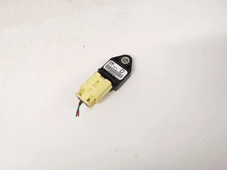 Toyota Corolla Verso AR10 (2004 - 2009) 898310w010 Датчик удара SRS — фото 2