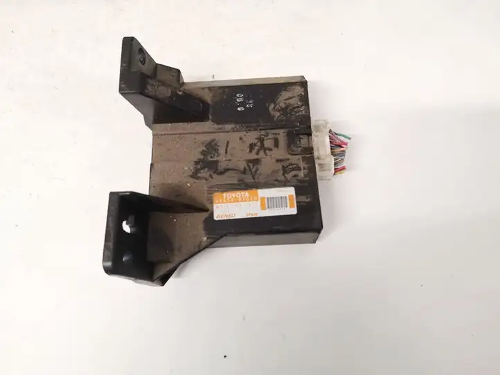 Toyota Corolla Verso AR10 (2004 - 2009) 886500f030 Прочие блоки управления — фото 1